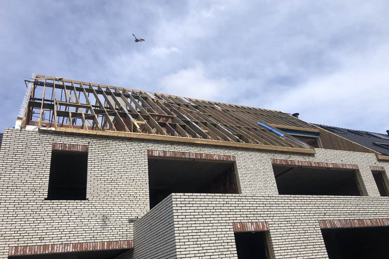 Dakconstructie voor appartementsgebouw in Kruisem