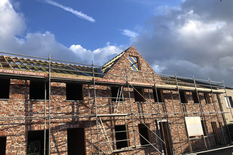 Dakconstructie en dakkapel te Kruisem