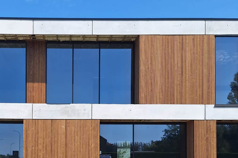 Gevelbekleding voor retailproject te Maldegem