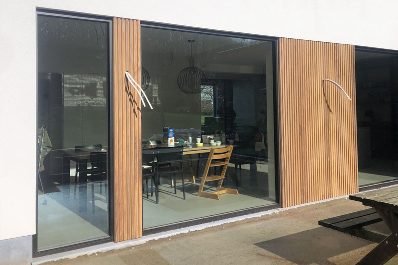 Afrormosia gevelbekleding in Wortegem